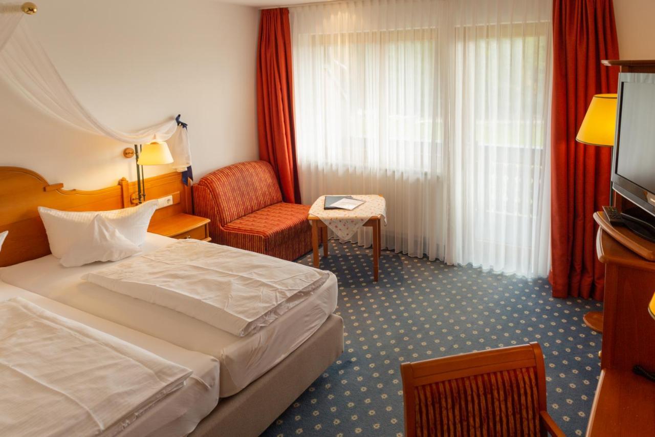Hotel Schoene Aussicht Хорнберг Экстерьер фото