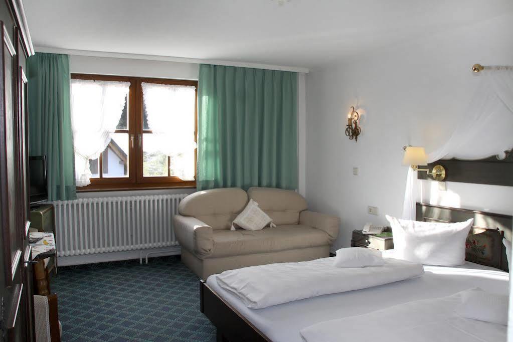 Hotel Schoene Aussicht Хорнберг Экстерьер фото